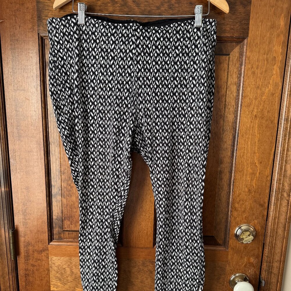 Lysse Black & White Abstract Pattern Leggings w/Zipper & Cuffed Hem Size 2X